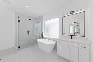1811 N Spring Dr, Houston, TX 77373 - Photo 25
