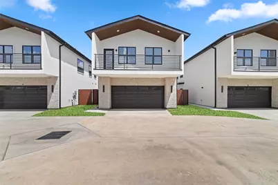1811 N Spring Dr #7, Houston, TX 77373 - Photo 1