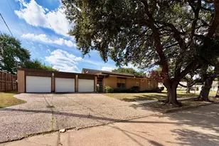 5303 Paisley St, Houston, TX 77096 - Photo 7