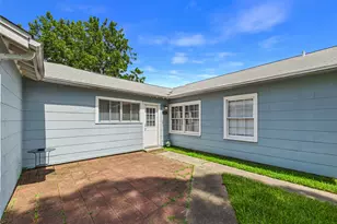1101 15th Ave N, Texas City, TX 77590 - Photo 7