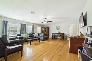 1101 15th Ave N, Texas City, TX 77590 - Photo 11