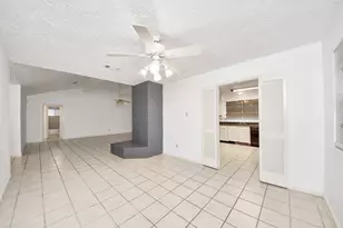 11431 Valarno Dr, Houston, TX 77066 - Photo 17
