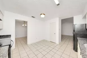 11431 Valarno Dr, Houston, TX 77066 - Photo 15
