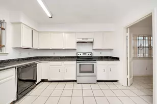 11431 Valarno Dr, Houston, TX 77066 - Photo 13