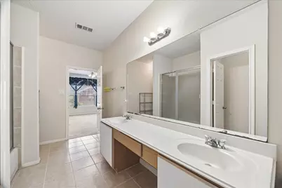 13110 S Bellaire Estates Drive, Houston, TX 77072 - Photo 5