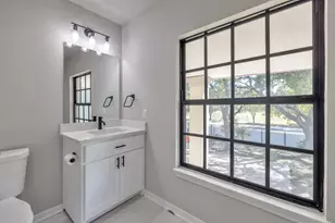 7312 Main St, Houston, TX 77030 - Photo 23