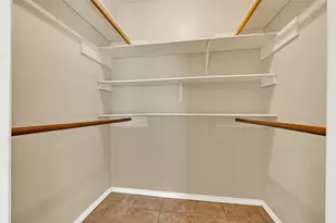 12322 Meadow Ridge Dr, Stafford, TX 77477 - Photo 21