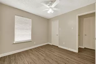 12322 Meadow Ridge Dr, Stafford, TX 77477 - Photo 27