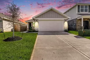 4326 W Bayou Maison Cir, Dickinson, TX 77539 - Photo 1