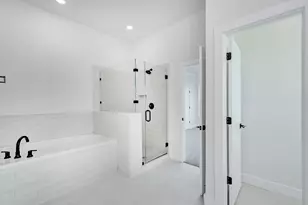 2255 S Pine Island Rd, Beaumont, TX 77713 - Photo 15