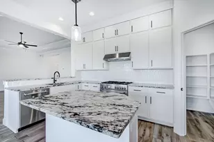 2255 S Pine Island Rd, Beaumont, TX 77713 - Photo 7