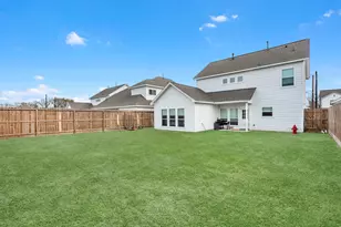 8407 James Franklin St, Houston, TX 77088 - Photo 25