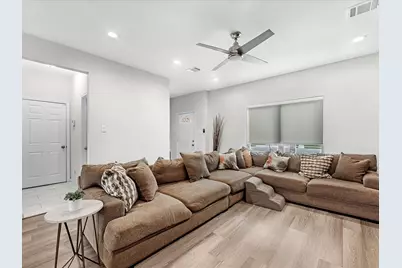 8407 James Franklin Street, Houston, TX 77088 - Photo 7