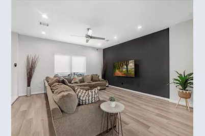 8407 James Franklin Street, Houston, TX 77088 - Photo 5
