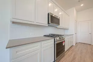 5554 Amber Brook Ln, Fulshear, TX 77441 - Photo 11