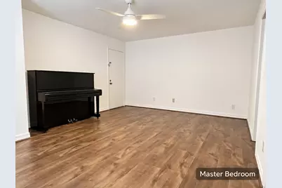 10855 Meadowglen Lane #1128, Houston, TX 77042 - Photo 19