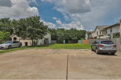 10046 Hillside Bayou Drive, Houston, TX 77080 - Photo 25