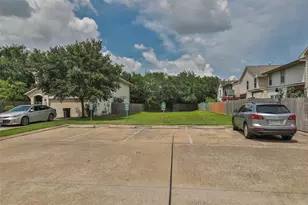 10046 Hillside Bayou Dr, Houston, TX 77080 - Photo 25