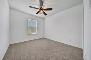 9245 Inland Leather Ln, Conroe, TX 77385 - Photo 35