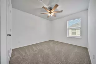 9245 Inland Leather Ln, Conroe, TX 77385 - Photo 35
