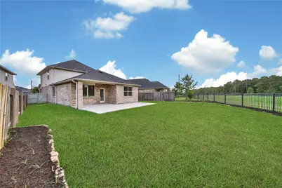 9245 Inland Leather Lane, Conroe, TX 77385 - Photo 15