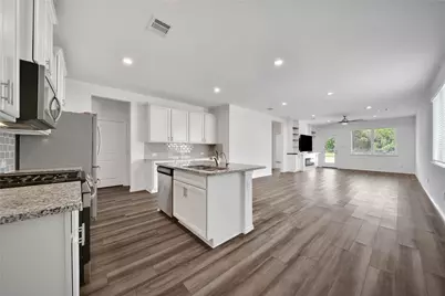 9245 Inland Leather Lane, Conroe, TX 77385 - Photo 19