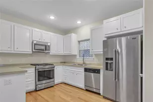 919 E 36th St, Houston, TX 77022 - Photo 5