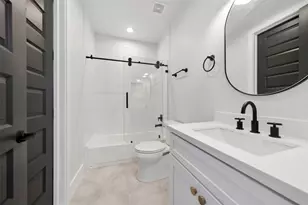 1005 Kern St, Houston, TX 77009 - Photo 21