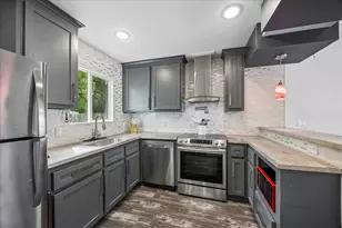 10903 Ritow St, Houston, TX 77089 - Photo 9