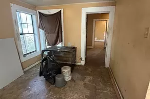 845 Saxe St, Beaumont, TX 77705 - Photo 3