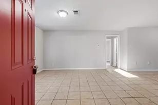 5418 Ridgeway Dr, Houston, TX 77033 - Photo 5