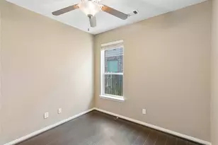13814 McKinney Creek Ln, Houston, TX 77044 - Photo 29