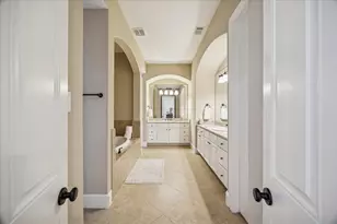 6019 Majestic Pines Dr, Kingwood, TX 77345 - Photo 13