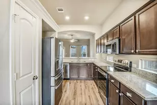 135 Brock's Ln, Montgomery, TX 77356 - Photo 5