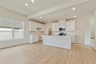 2718 Madison St, Seabrook, TX 77586 - Photo 13