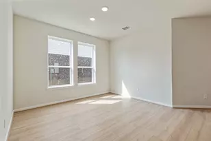 2718 Madison St, Seabrook, TX 77586 - Photo 9