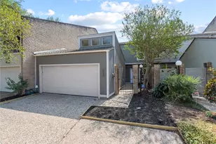 1503 Harold St, Houston, TX 77006 - Photo 3