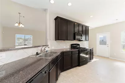 3139 Silverchase Meadows Drive, Houston, TX 77014 - Photo 11