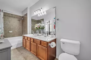 13600 Breton Ridge St, Houston, TX 77070 - Photo 21