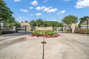 13600 Breton Ridge St, Houston, TX 77070 - Photo 23