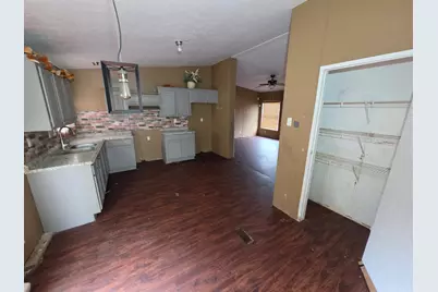 2910 Fairbanks Street, Houston, TX 77026 - Photo 3