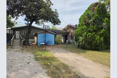 2910 Fairbanks Street, Houston, TX 77026 - Photo 1