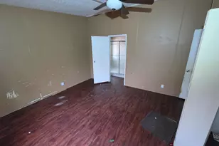 2910 Fairbanks St, Houston, TX 77026 - Photo 7