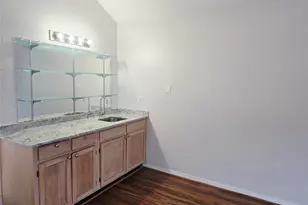 15330 Oak Terrace Dr, Houston, TX 77082 - Photo 9