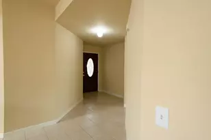 11815 S Brenton Knoll Dr, Tomball, TX 77375 - Photo 5
