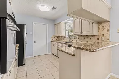 321 Reta Drive, Deer Park, TX 77536 - Photo 11