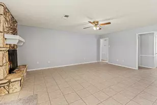 321 Reta Dr, Deer Park, TX 77536 - Photo 9