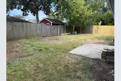 16814 Barcelona Drive, Friendswood, TX 77546 - Photo 29
