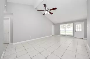 10603 Thorncliff Dr, Humble, TX 77396 - Photo 5