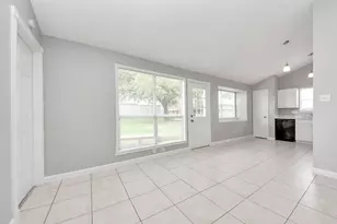 10603 Thorncliff Dr, Humble, TX 77396 - Photo 7